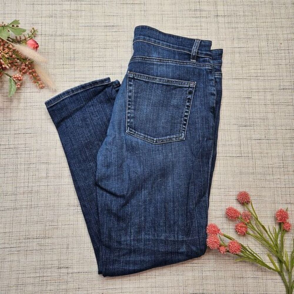 Eileen Fisher‎ Classic Medium Wash Straight Leg Denim Jeans Size 6 - Picture 6 of 6